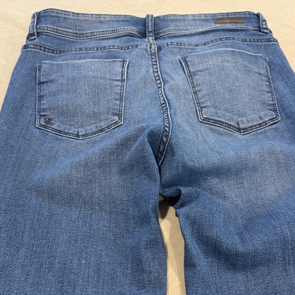 Kut from the Kloth Straight Leg Cropped Blue Jeans size 10 button and zip fly - Picture 5 of 11